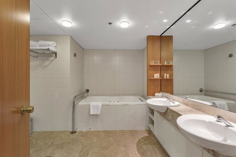 Stamford Plaza Adelaide - Surfers Gold Coast 29