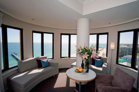 Stamford Grand Adelaide - Surfers Gold Coast 9
