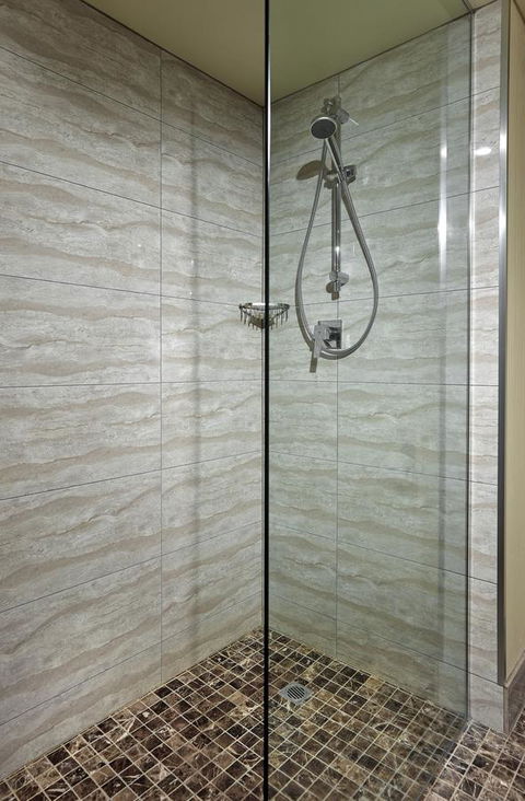 Stamford Grand Adelaide - Surfers Gold Coast 20