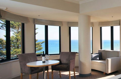 Stamford Grand Adelaide - Surfers Gold Coast 2