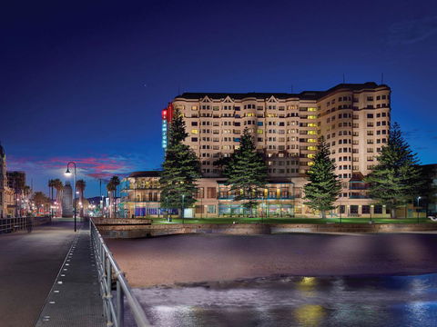 Stamford Grand Adelaide - Surfers Gold Coast 0