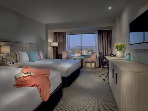 Stamford Grand Adelaide - Surfers Gold Coast 34