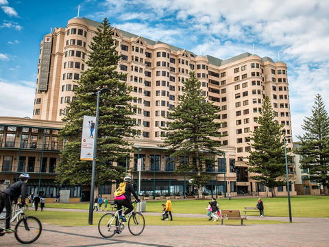 Stamford Grand Adelaide - Surfers Gold Coast 27