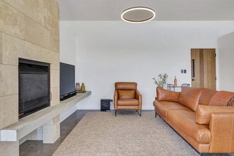 Shadow Creek McLaren Vale - Surfers Gold Coast 11