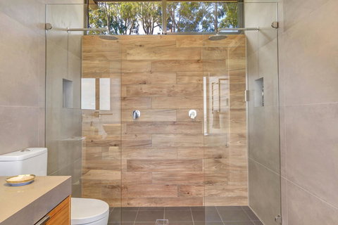 Shadow Creek McLaren Vale - Surfers Gold Coast 15