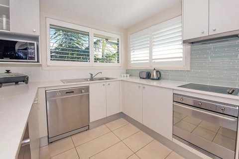 Pacific Blue 278-265 Sandy Pt Rd- Dual Key Access, Wifi, Linen And Air Conditioning - Surfers Gold Coast 8