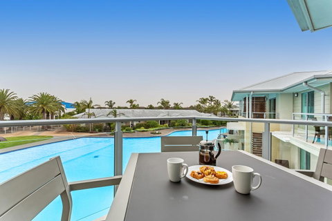 Pacific Blue 278-265 Sandy Pt Rd- Dual Key Access, Wifi, Linen And Air Conditioning - Surfers Gold Coast 0