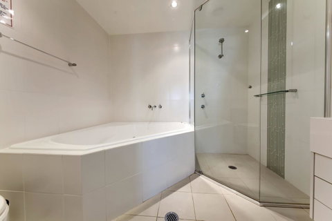 Pacific Blue 278-265 Sandy Pt Rd- Dual Key Access, Wifi, Linen And Air Conditioning - Surfers Gold Coast 11