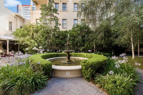 Adina Apartment Hotel Adelaide Treasury - Surfers Gold Coast 4
