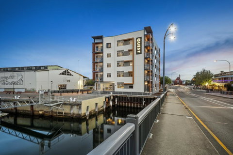 Quest Port Adelaide - Surfers Gold Coast 6