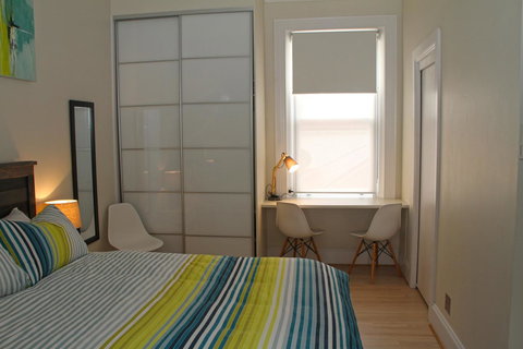 Smugglers Inn Studio Apartments - Surfers Gold Coast 18