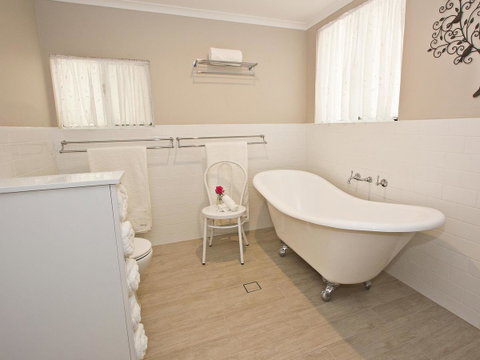 Queen's Cottage Barossa Valley - Surfers Gold Coast 17