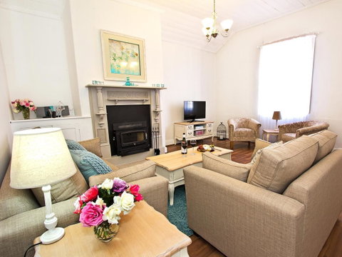 Queen's Cottage Barossa Valley - Surfers Gold Coast 13