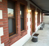 Longreach at Port Elliot - Surfers Gold Coast