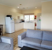 Marion Bay Holiday Villas - Surfers Gold Coast