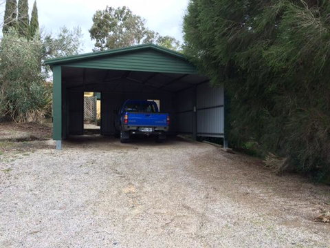 Vineyard Cottage BnB - Surfers Gold Coast 13