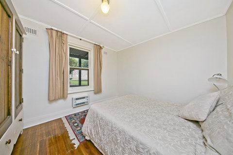 Vineyard Cottage BnB - Surfers Gold Coast 18