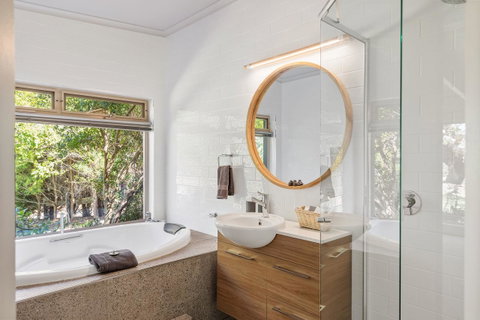Adelaide Hills Retreats - Surfers Gold Coast 15