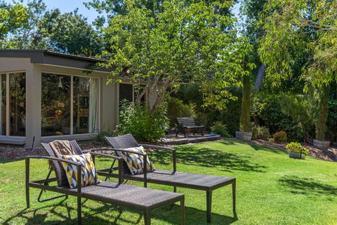 Adelaide Hills Retreats - Surfers Gold Coast 26