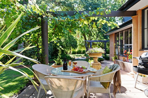 Adelaide Hills Retreats - Surfers Gold Coast 33