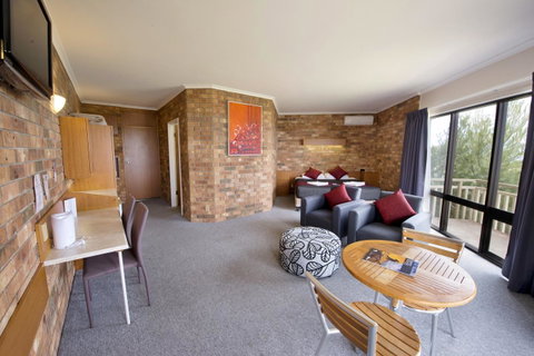 Kangaroo Island Seaside Inn - Surfers Gold Coast 30