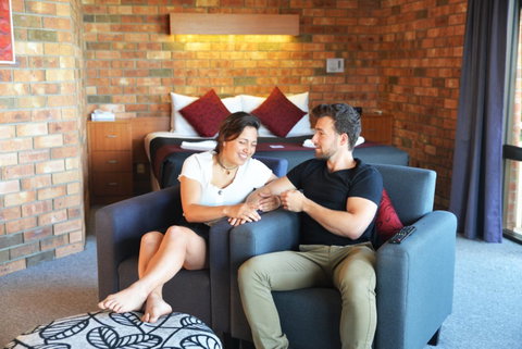 Kangaroo Island Seaside Inn - Surfers Gold Coast 2