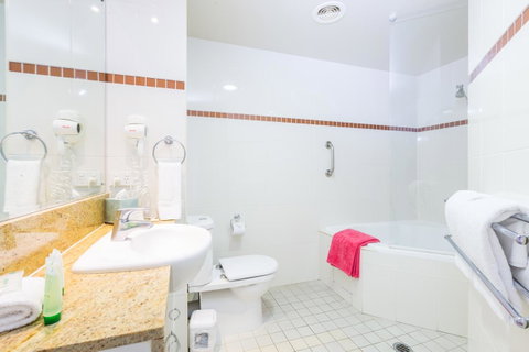Ramada Resort By Wyndham Shoal Bay - Surfers Gold Coast 21