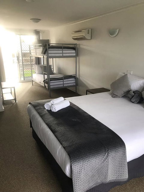Murray River Queen - Surfers Gold Coast 2