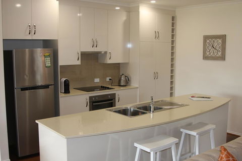C And C Tanunda - Surfers Gold Coast 2