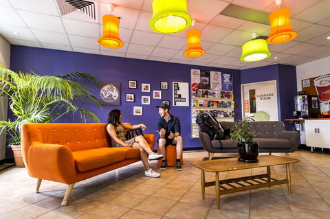 YHA Adelaide Central - Surfers Gold Coast 24