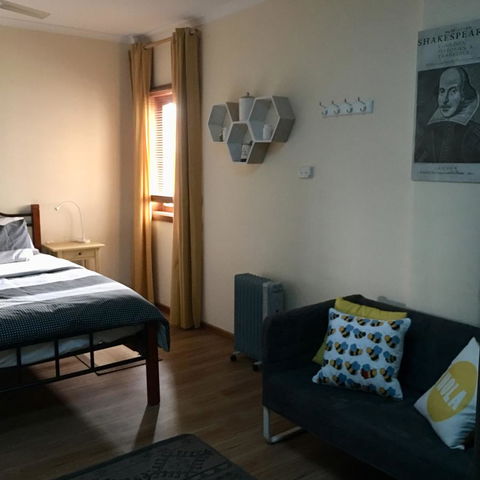 KI Dragonfly Guesthouse - Surfers Gold Coast 30