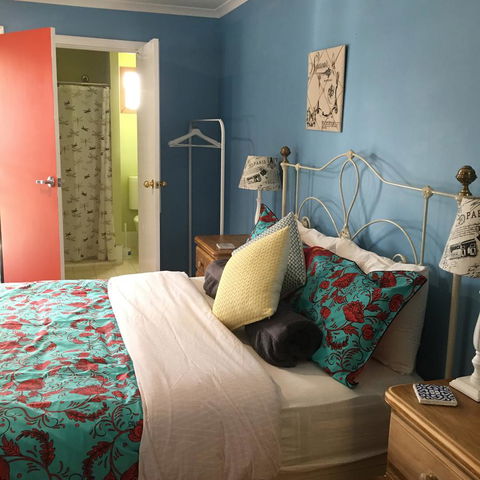 KI Dragonfly Guesthouse - Surfers Gold Coast 9