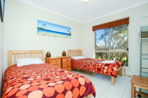 Cabernet Cottage - Surfers Gold Coast 2