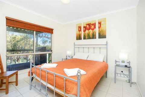 Cabernet Cottage - Surfers Gold Coast 3