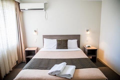 Lilac City Motor Inn & Steakhouse - Surfers Gold Coast 10