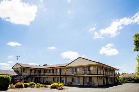 Lilac City Motor Inn & Steakhouse - Surfers Gold Coast 0