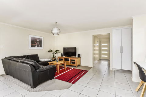 City Fringe Apartment - Surfers Gold Coast 7