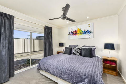 City Fringe Apartment - Surfers Gold Coast 2