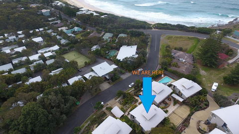 Boom 6 Boomerang Beach - Surfers Gold Coast 6