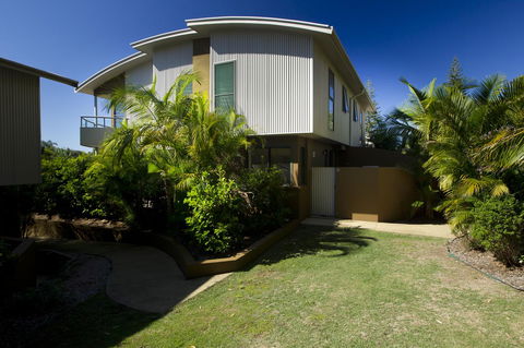 Boom 6 Boomerang Beach - Surfers Gold Coast 14
