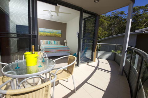 Boom 6 Boomerang Beach - Surfers Gold Coast 10