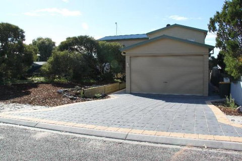 LAS ARENAS - The Sands - BEACH HOUSE - Surfers Gold Coast 0