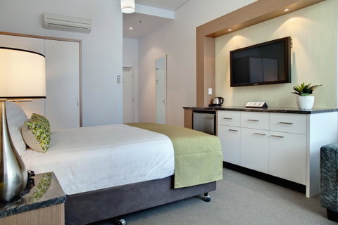 Walkers Arms Hotel - Surfers Gold Coast 19