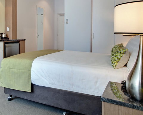 Walkers Arms Hotel - Surfers Gold Coast 13