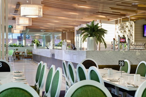 Walkers Arms Hotel - Surfers Gold Coast 12