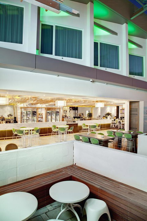 Walkers Arms Hotel - Surfers Gold Coast 14