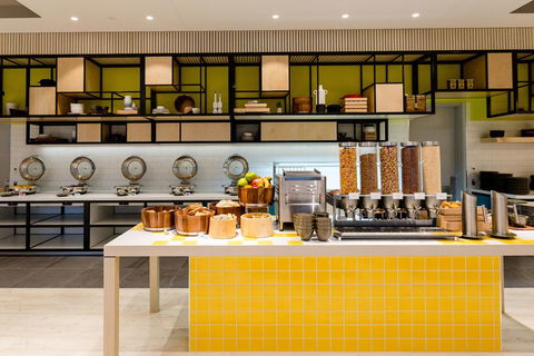Ibis Styles East Perth - Surfers Gold Coast 15