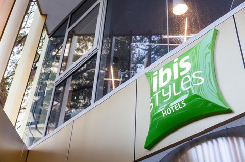 Ibis Styles East Perth - Surfers Gold Coast 5