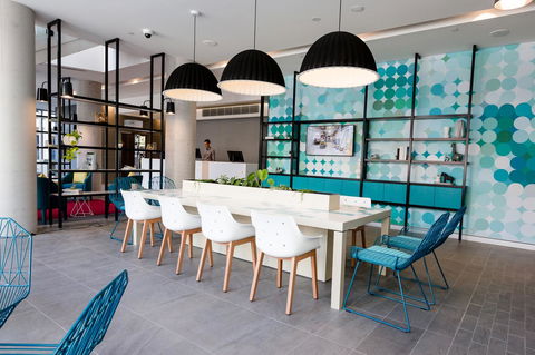 Ibis Styles East Perth - Surfers Gold Coast 1