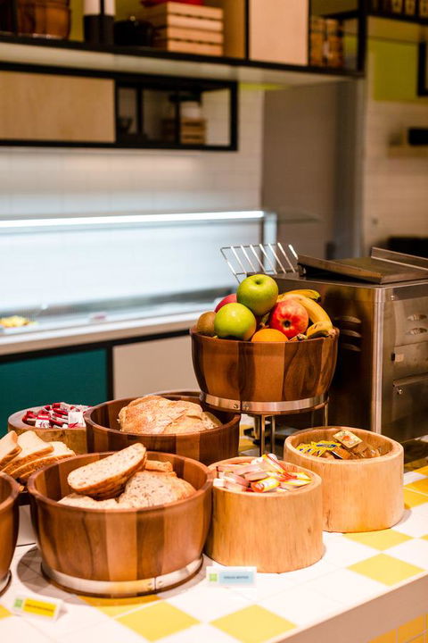 Ibis Styles East Perth - Surfers Gold Coast 14